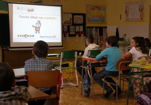 Tonda Obal na cestách