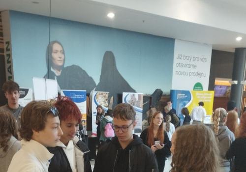 Veletrh SŠ - OC Futurum