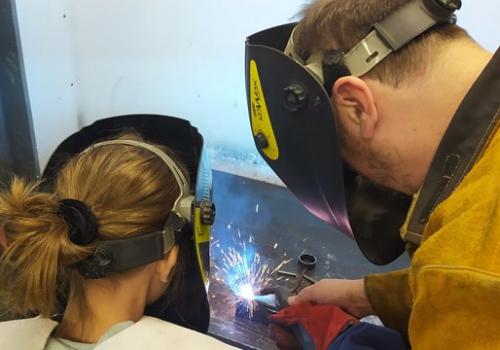 Výuka ve "Fajne dilně"